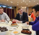 Глава Минспорта Сахалина встретился с российскими паралимпийцами 