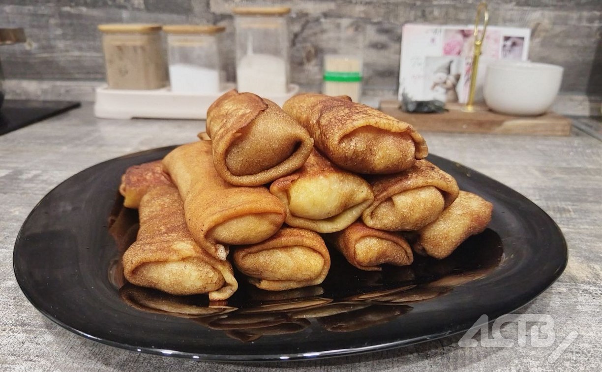 Масленичная неделя по рецептам astv.ru: как задобрить тёщу блинами с сахалинским лососем