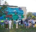 Южносахалинцев бесплатно возят по городским муралам и готовят новые экскурсии