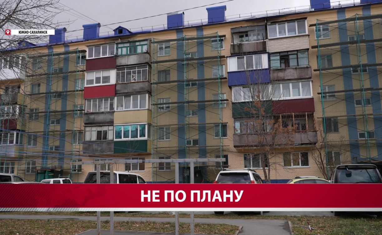 "Страдаем мы": капремонт дома на улице Пограничной пошёл не по плану