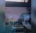 Автомобилистка в Южно-Сахалинске врезалась в пассажирский автобус, пытаясь его объехать