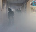 Больше 300 студентов "эвакуировали" из одного из сахалинских техникумов