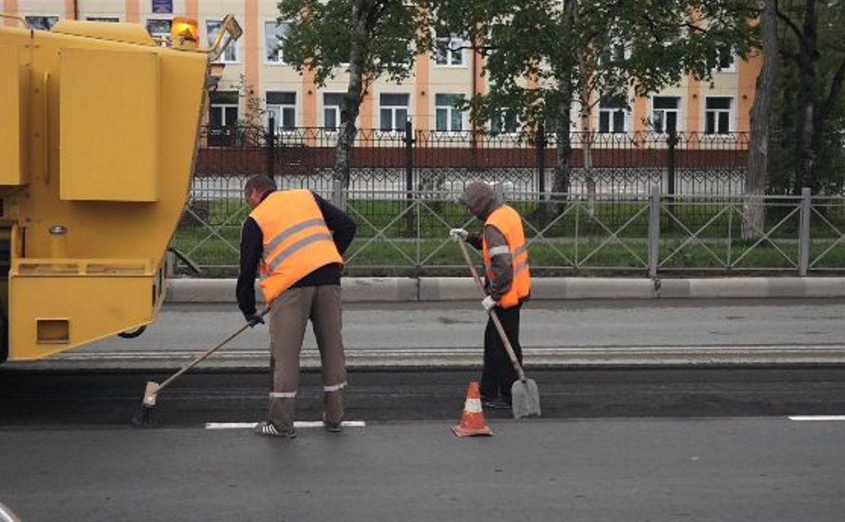 Перекрёсток Мира и Хабаровской в Южно-Сахалинске сегодня закроют на ночной ремонт