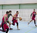 Баскетболисты Южно-Сахалинска разыграли кубок новогоднего турнира