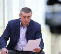 Лимаренко потребовал перестать выгонять с работы непривитых сахалинцев