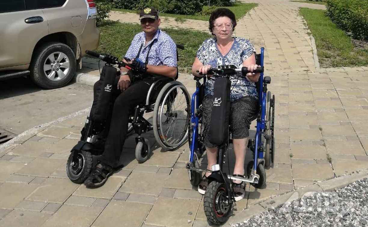 "Движение - это жизнь": уникальные приставки к коляскам купили для сахалинских инвалидов