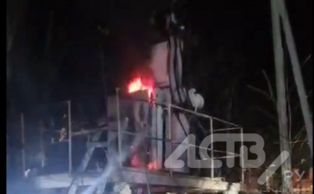 Жители СНТ "Дельфин" в Южно-Сахалинске остались без электричества после аварии на трансформаторе