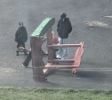 Добивают последнее: в Поронайске ломают остатки старой площадки