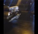 Автомобиль такси попал в ночную аварию в центре Южно-Сахалинска