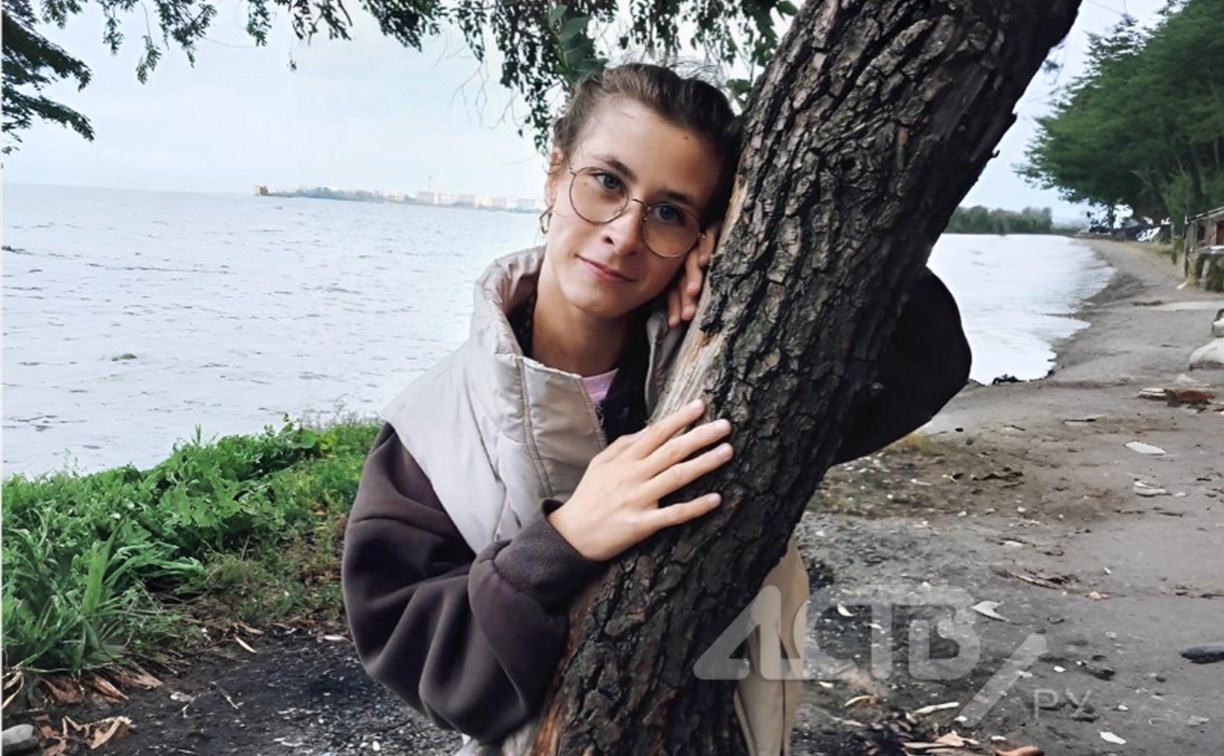 Мечта - ходить не падая: сахалинской девочке-подростку с ДЦП очень нужна помощь земляков