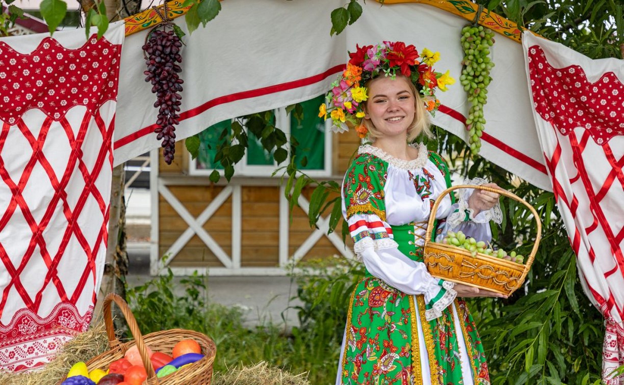 Мясо, рыба, молочка: южносахалинцев зовут на выездную торговлю Мясо, рыба, молочка: южносахалинцев зовут на выездную торговлю