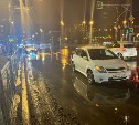 Женщина получила травму головы после наезда автомобиля в Южно-Сахалинске