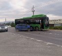 Автобус с пассажирами попал в ДТП в районе Троицкого