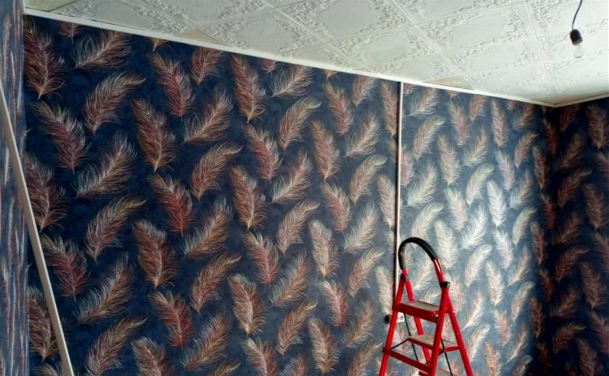 Многодетной семье помогли сделать ремонт в квартире после пожара в сахалинском селе