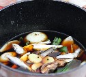 Жителей Новиково научили готовить гречневую лапшу «Соба» и рыбные котлеты «Тонкацу»