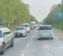 Лучше идти пешком: ремонт переезда парализовал движение в Южно-Сахалинске