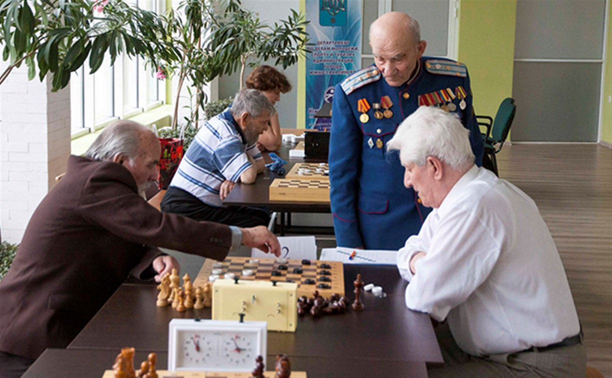 Призером турнира по шахматам стал 99-летний житель Южно-Сахалинска