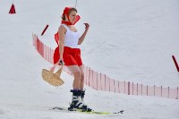 Полсотни сахалинцев разделись, чтобы спуститься на лыжах и сноубордах с «Горного воздуха», Фото: 69