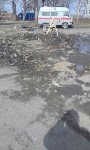 Подходы к макаровской ЦРБ утопают в грязи, Фото: 5