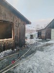 Фото уничтоженного огнём дома многодетной семьи в Долинске, Фото: 3