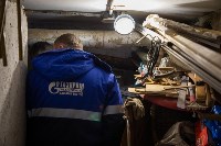Газовый баллон и полбочки дизеля обнаружили в подвале многоэтажки в Южно-Сахалинске, Фото: 4