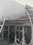 Фото уничтоженного огнём дома многодетной семьи в Долинске, Фото: 5