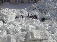 Снежная лавина сошла во двор детского сада в Соколе, Фото: 3