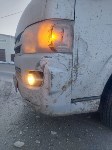 Очевидцев столкновения люксового внедорожника и микроавтобуса ищут в Южно-Сахалинске, Фото: 6