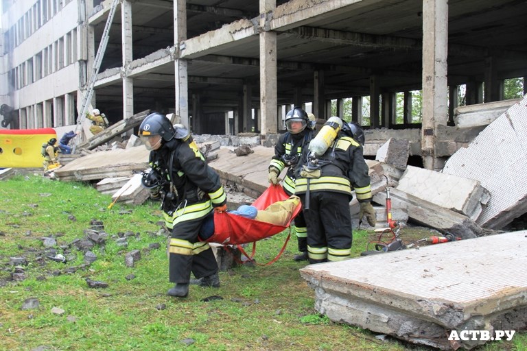 Учение по ликвидации последствий землетрясения состоялось в Корсаковском районе 