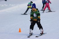 Школьников Южно-Сахалинска учат кататься на горных лыжах, Фото: 4
