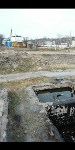 У бывшего завода в Корсаковском районе гудрон впитывается в землю, Фото: 15