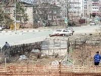 Седан врезался в жилой дом в Новоалександровске, Фото: 1