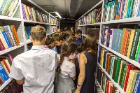 Школьники Южно-Сахалинска спустились в «литературное метро», Фото: 3