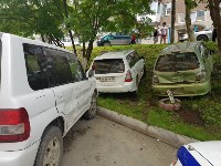 Несколько автомобилей протаранила пьяная автомобилистка в Корсакове, Фото: 3