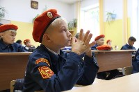 Более 2,5 тысяч первоклашек Южно-Сахалинска отправились в школу, Фото: 31
