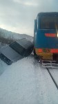 Внедорожник и поезд столкнулись в Холмском районе, Фото: 7