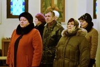 Праздничная литургия прошла в Воскресенском кафедральном соборе в Южно-Сахалинске, Фото: 5