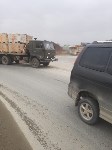 Очевидцев столкновения грузового тягача и седана ищут в Южно-Сахалинске, Фото: 4