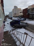 Автохамы блокируют подъезд в Южно-Сахалинске, Фото: 6