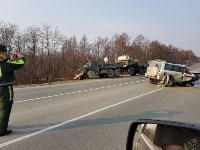 На Корсаковской трассе произошло ДТП с военными автомобилями и внедорожником, Фото: 7