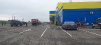Экстренные службы стянулись к магазину в Южно-Сахалинске, Фото: 2