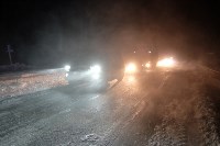На Сахалине из снежного плена освободили автоколонну, Фото: 4
