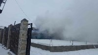 Дом горит в районе "Слезы" в Южно-Сахалинске, Фото: 4