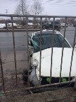 Внедорожник и легковой автомобиль столкнулись в Южно-Сахалинске, Фото: 4