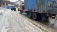 Жутки гололёд: четыре грузовика заблокировали проезд в районе Огоньков, Фото: 5