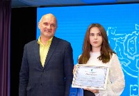 Школьники Южно-Сахалинска получили премии мэра, Фото: 14