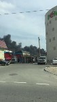 В центре Южно-Сахалинска бушует крупный пожар, Фото: 8