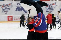 Сотни сахалинцев вышли на лёд с хоккеистами в поддержку бойцов СВО и их семей, Фото: 3