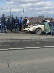 Несколько человек пострадали при лобовом столкновении автомобилей на юге Сахалина, Фото: 4