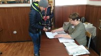 Сахалинские спасатели доставили членов избиркома до избирателей на снегоболотоходе, Фото: 5